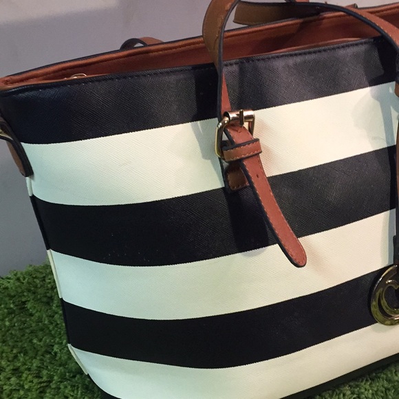 Striped bag NWT - Picture 4 of 5